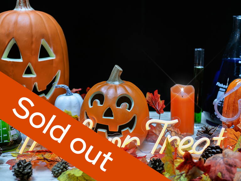 Halloween UV Pumpkin Party