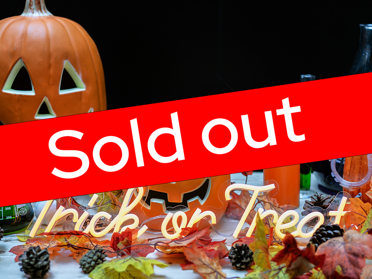 Halloween UV Pumpkin Party
